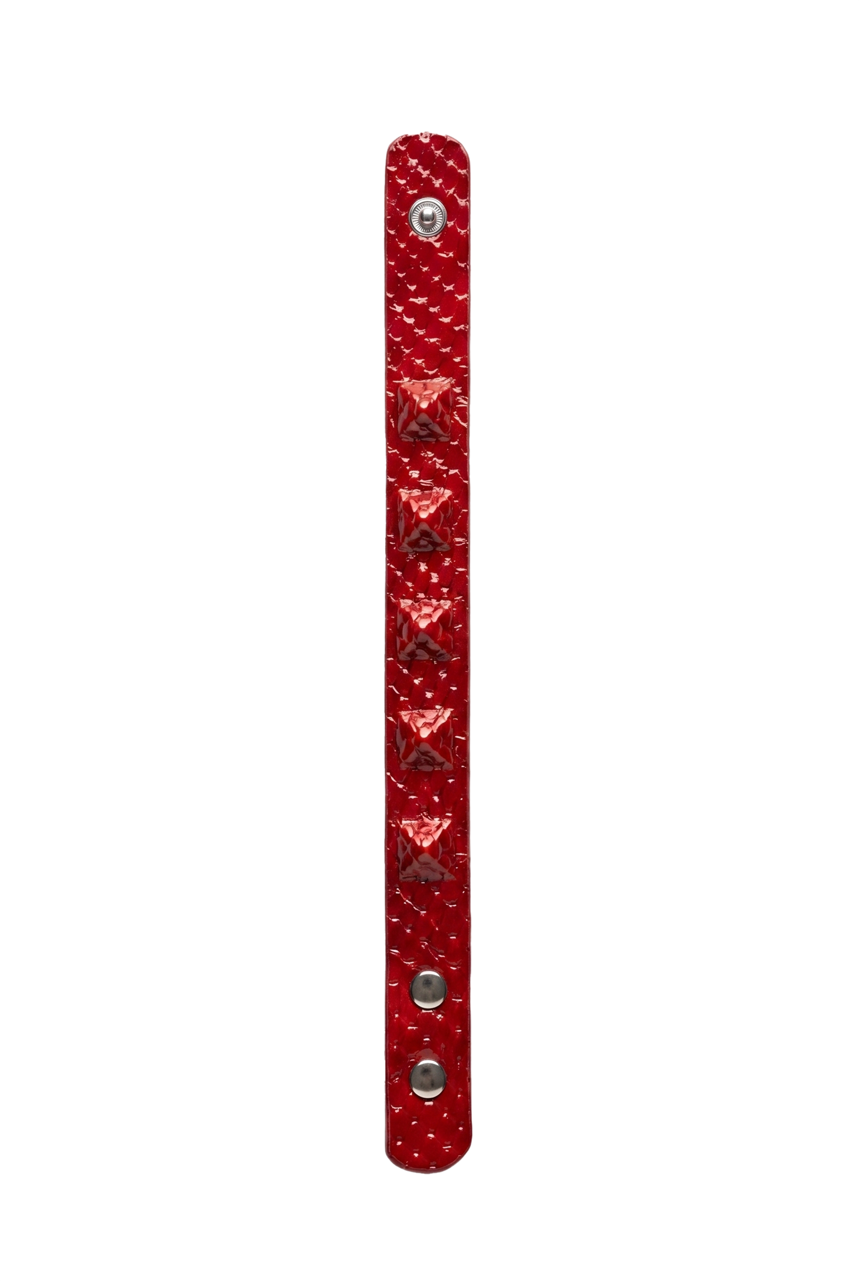 Bracciale pitone rosso lucido borchiato aperto