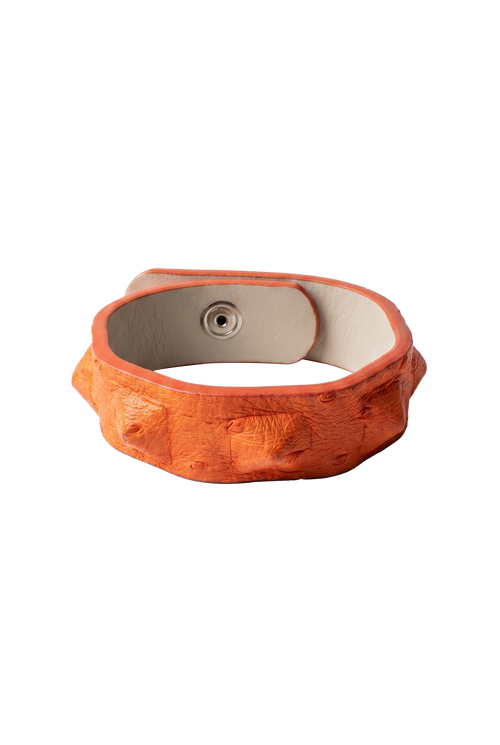 Bracciale struzzo arancio borchiato chiuso